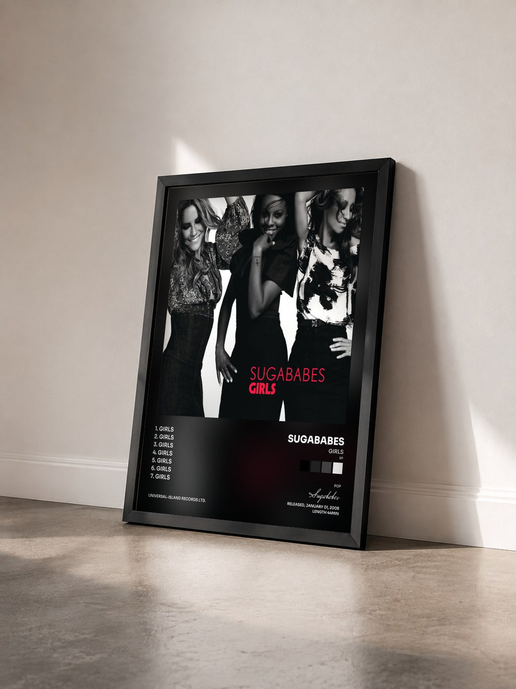 #noir Tableau de l'album Girls (EP) de Sugababes vu de trois quarts, cadre noir
