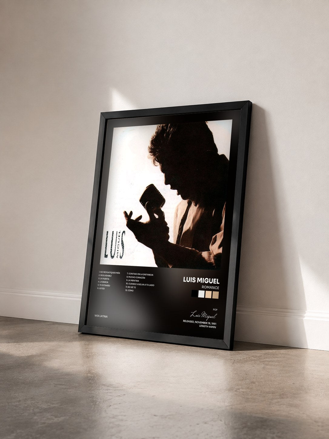 #noir Tableau de l'album Romance de Luis Miguel vu de trois quarts, cadre noir