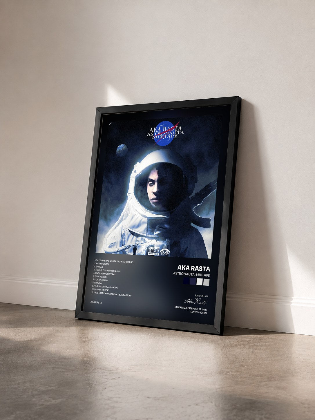 #noir Tableau de l'album Astronauta: Mixtape de Aka Rasta vu de trois quarts, cadre noir