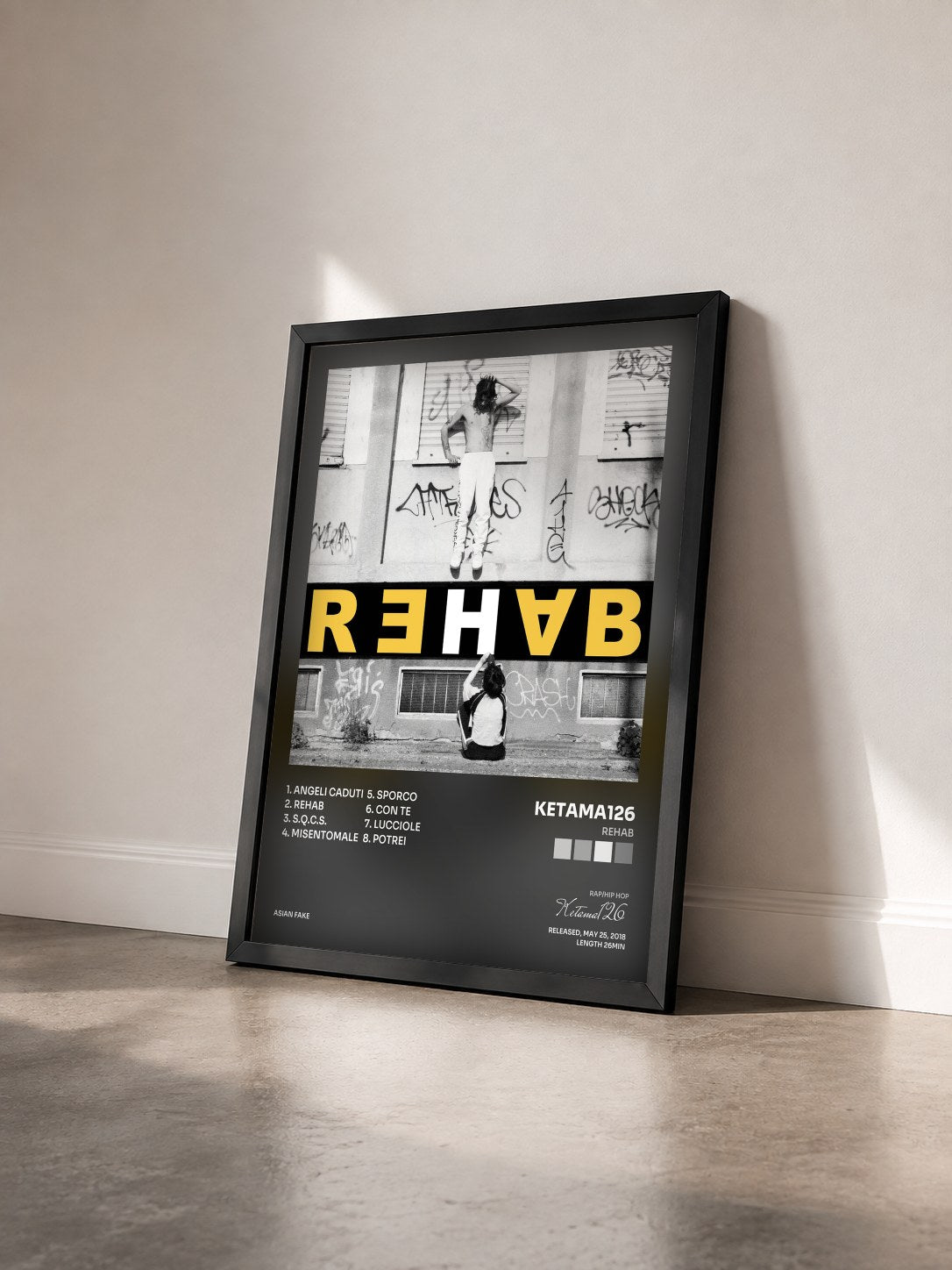 #noir Tableau de l'album Rehab de Ketama126 vu de trois quarts, cadre noir
