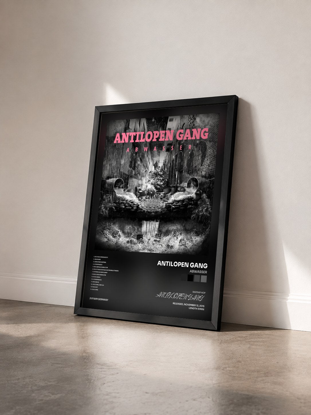 #noir Tableau de l'album Abwasser de ANTILOPEN GANG vu de trois quarts, cadre noir