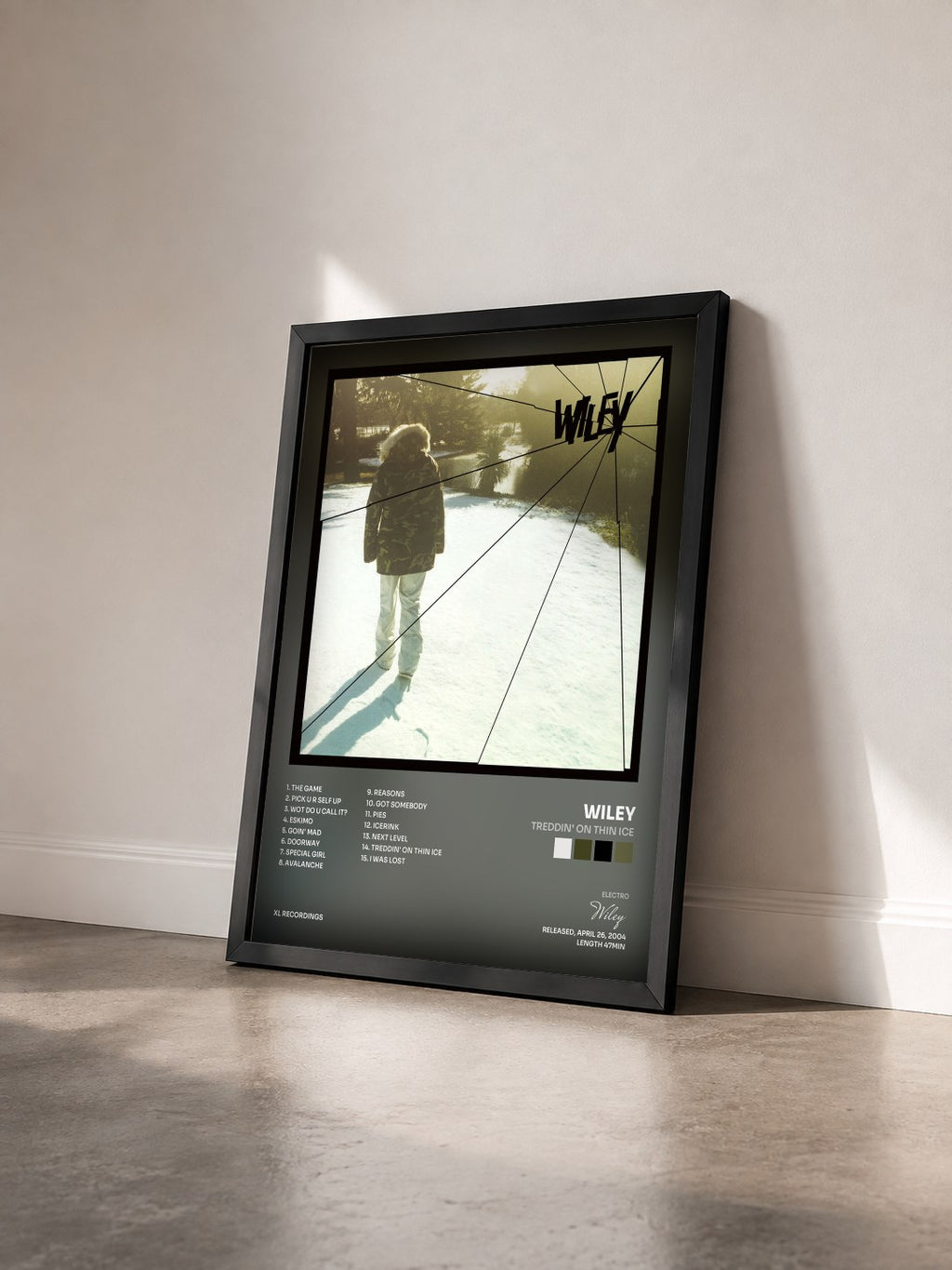 #noir Tableau de l'album Treddin' On Thin Ice de Wiley vu de trois quarts, cadre noir
