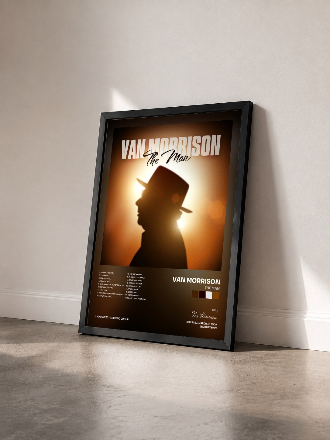 #noir Tableau de l'album The Man de Van Morrison vu de trois quarts, cadre noir