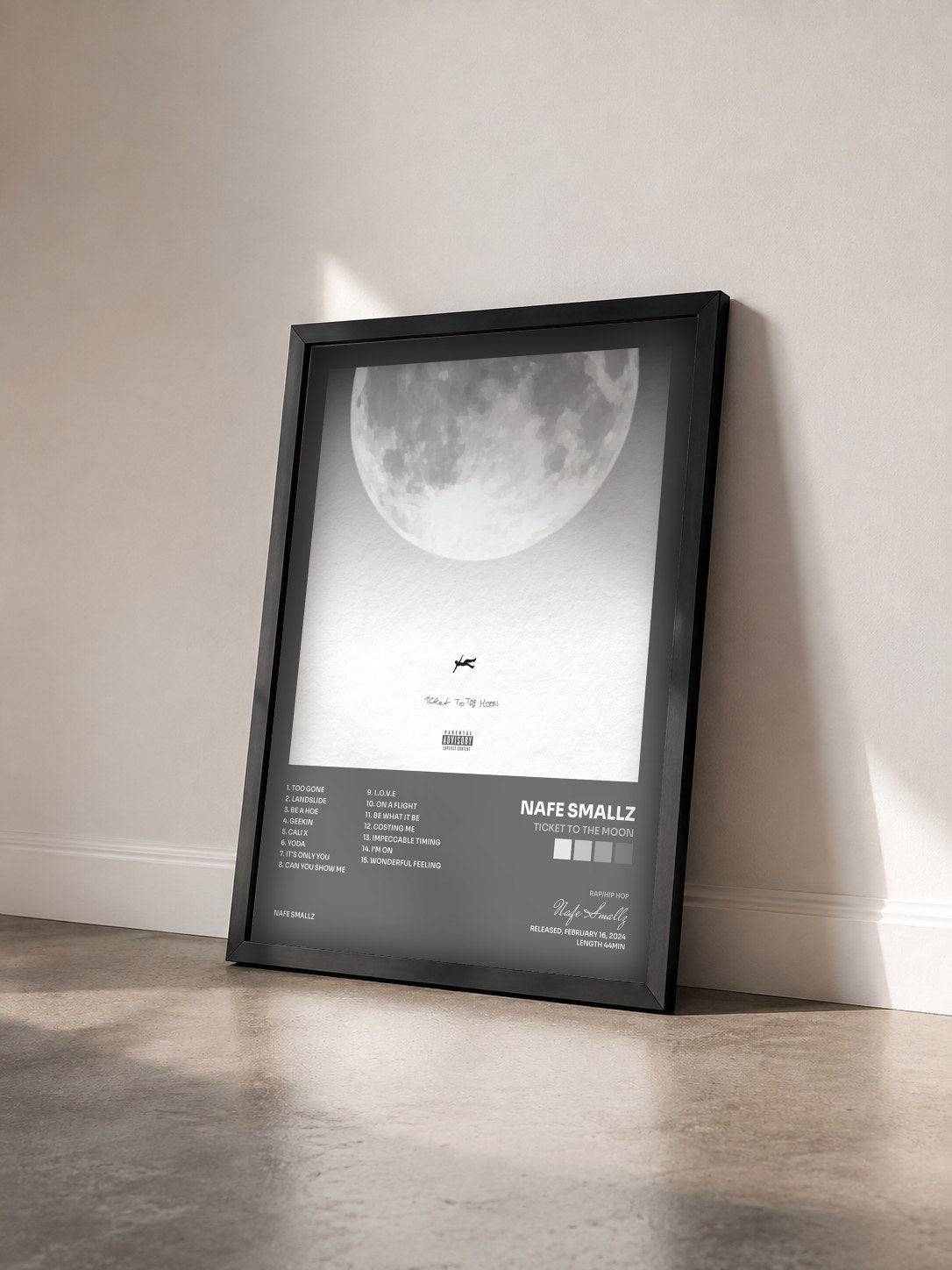 #noir Tableau de l'album Ticket To The Moon de Nafe Smallz vu de trois quarts, cadre noir