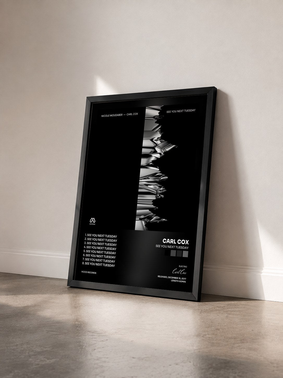 #noir Tableau de l'album See You Next Tuesday de Carl Cox vu de trois quarts, cadre noir
