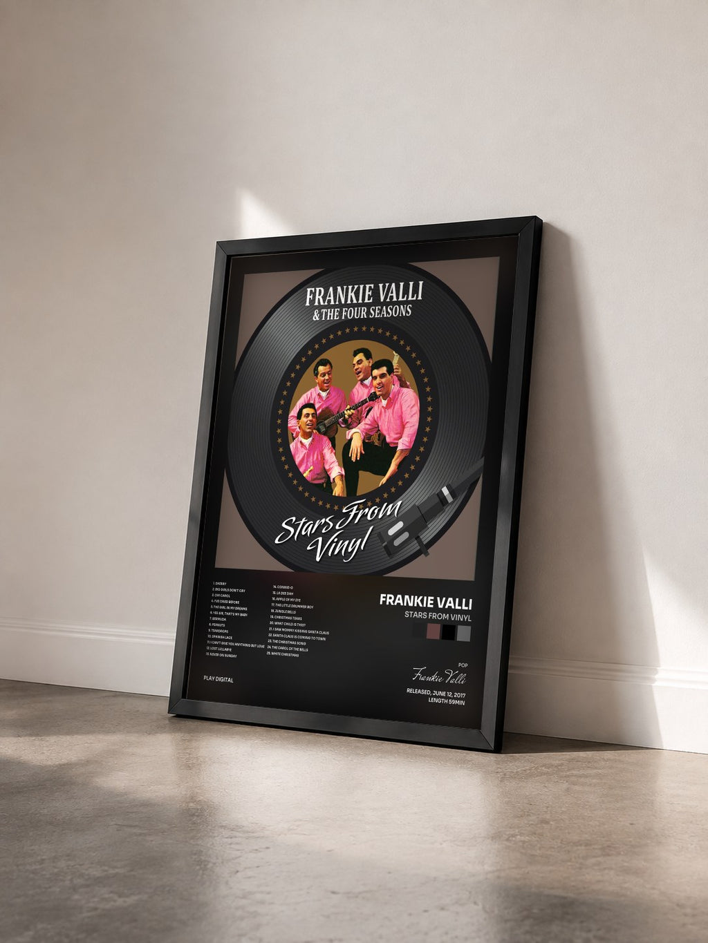 #noir Tableau de l'album Stars from Vinyl de Frankie Valli vu de trois quarts, cadre noir