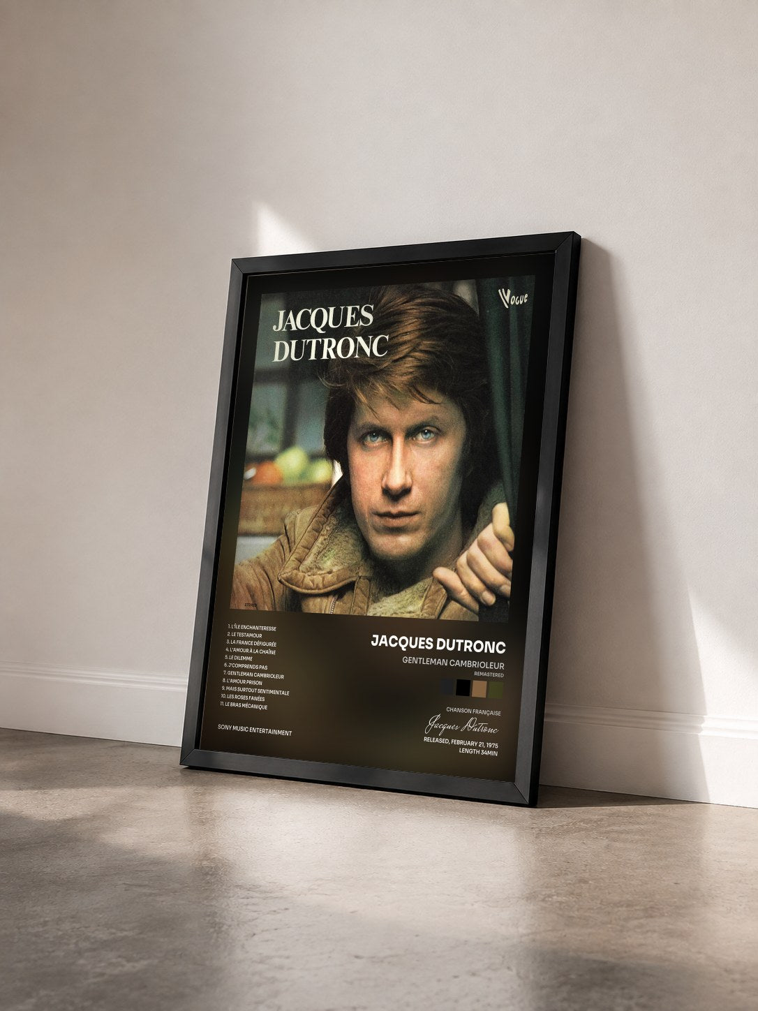 #noir Tableau de l'album Gentleman cambrioleur (Remastered) de Jacques Dutronc vu de trois quarts, cadre noir