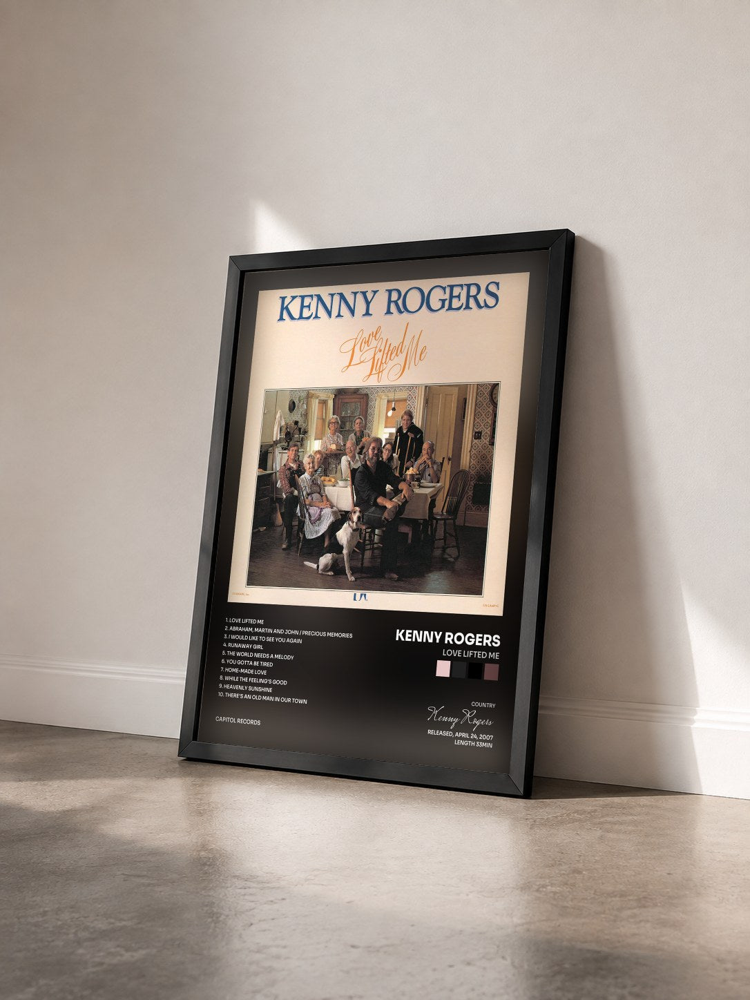 #noir Tableau de l'album Love Lifted Me de Kenny Rogers vu de trois quarts, cadre noir