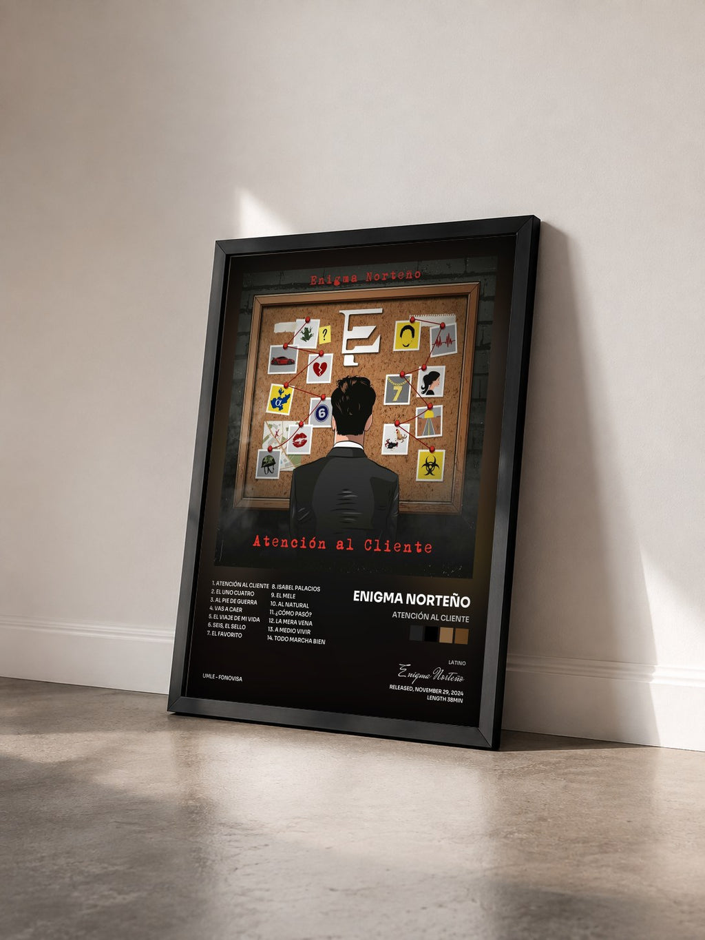 #noir Tableau de l'album Atención Al Cliente de Enigma Norteño vu de trois quarts, cadre noir