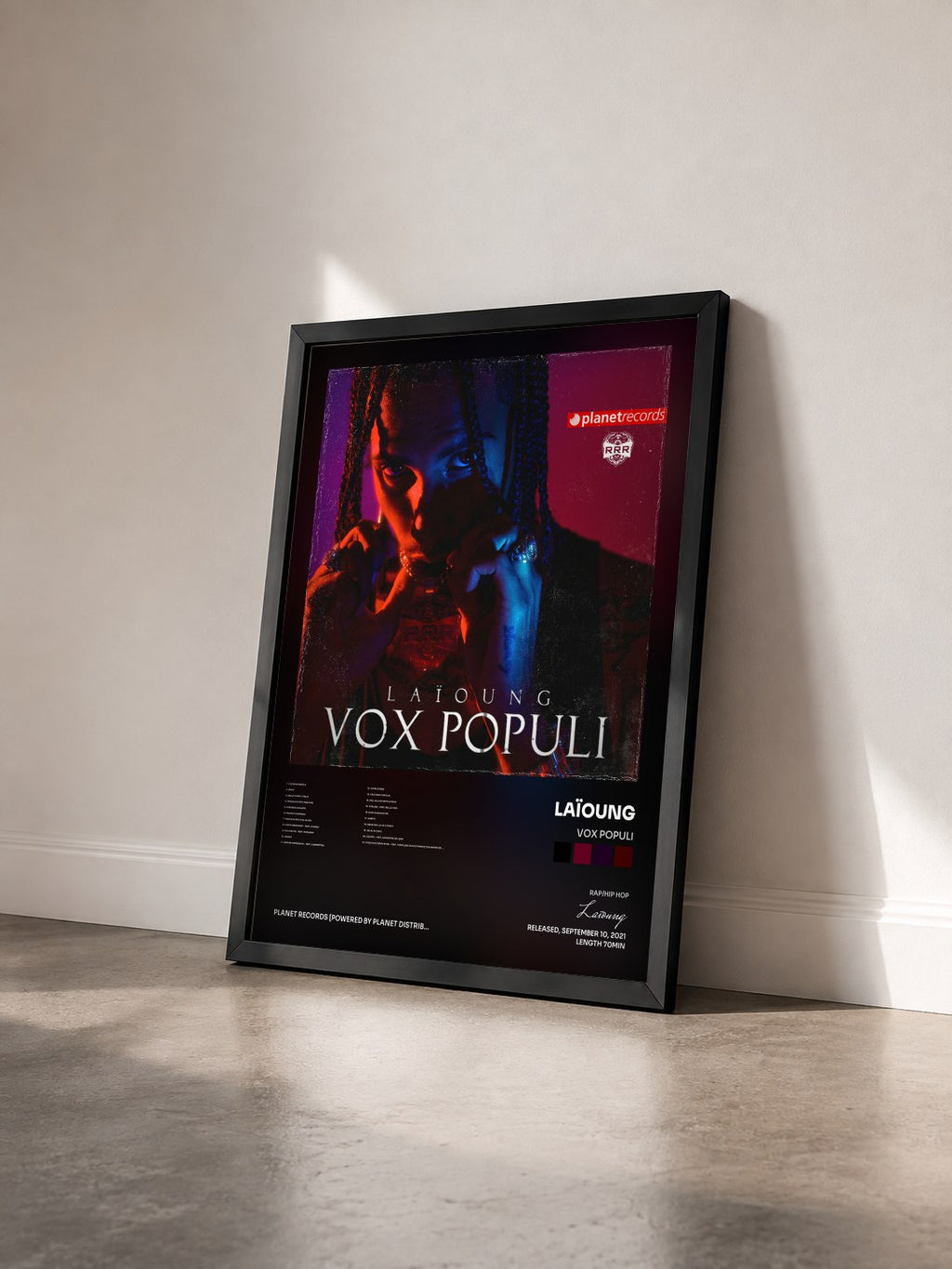 #noir Tableau de l'album Vox Populi de Laïoung vu de trois quarts, cadre noir