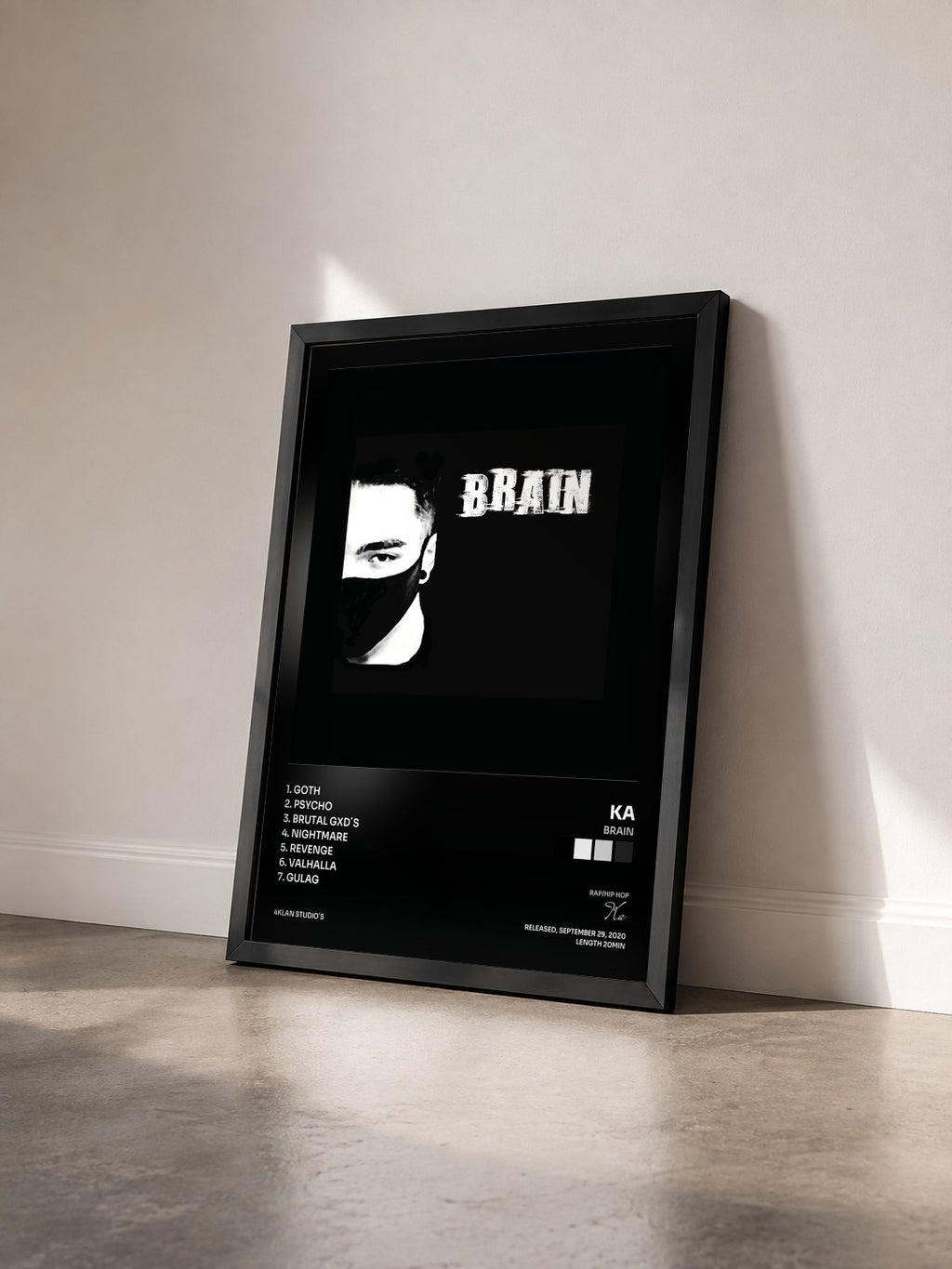 #noir Tableau de l'album Brain de Ka vu de trois quarts, cadre noir