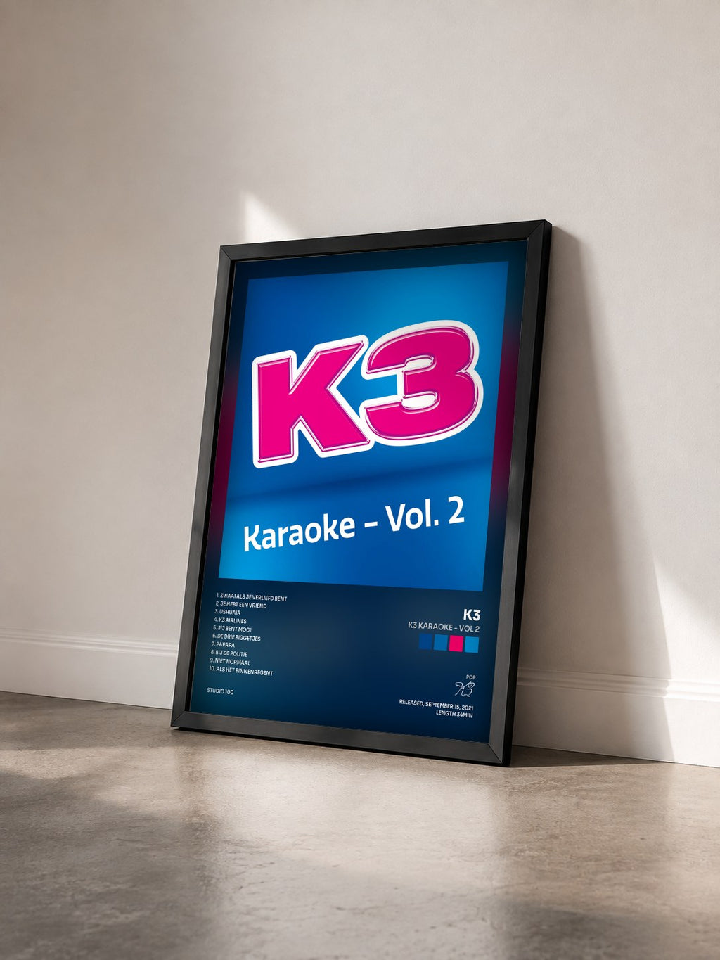 #noir Tableau de l'album K3 karaoke - Vol 2 de K3 vu de trois quarts, cadre noir