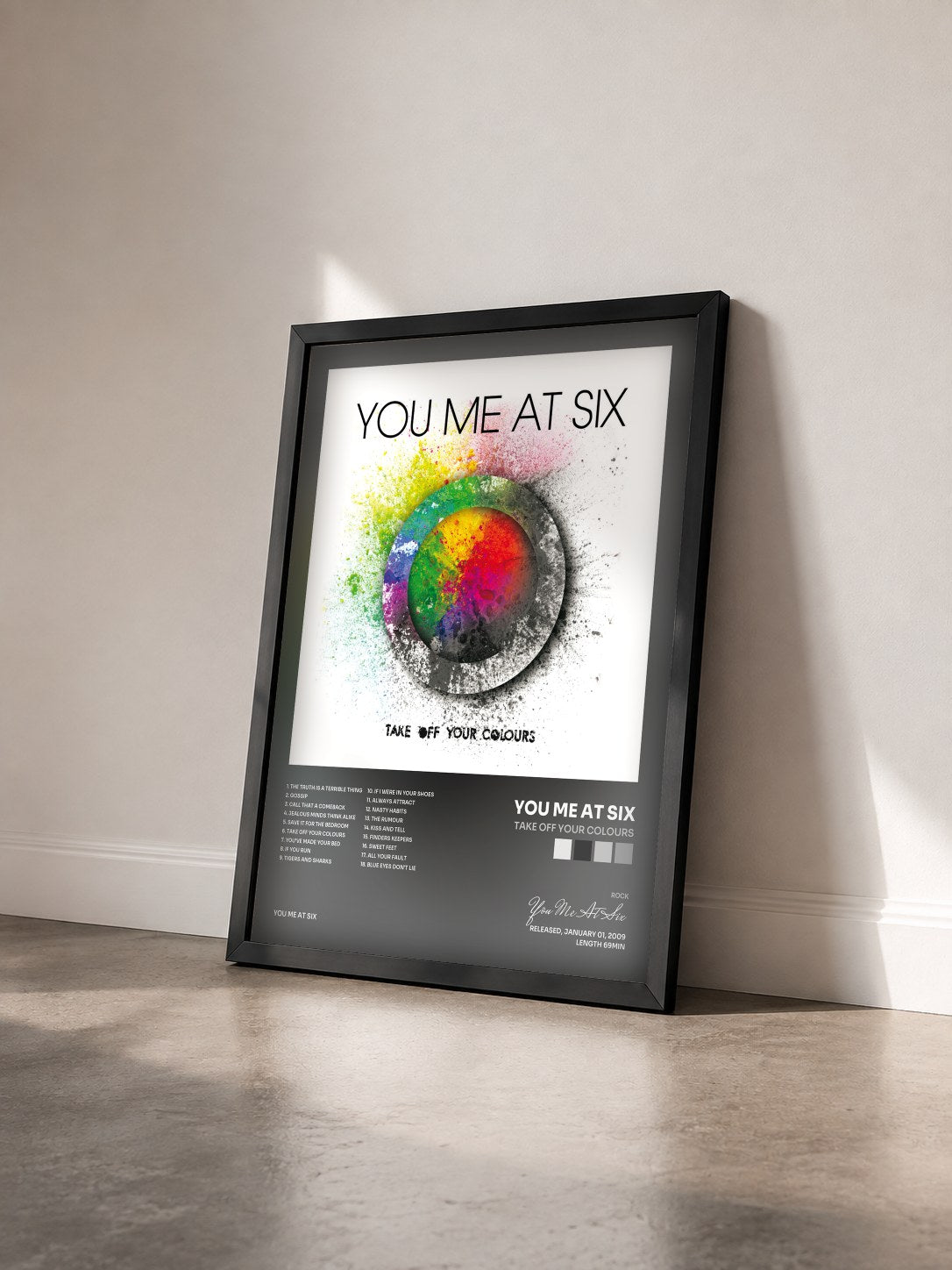 #noir Tableau de l'album Take off Your Colours de You Me At Six vu de trois quarts, cadre noir