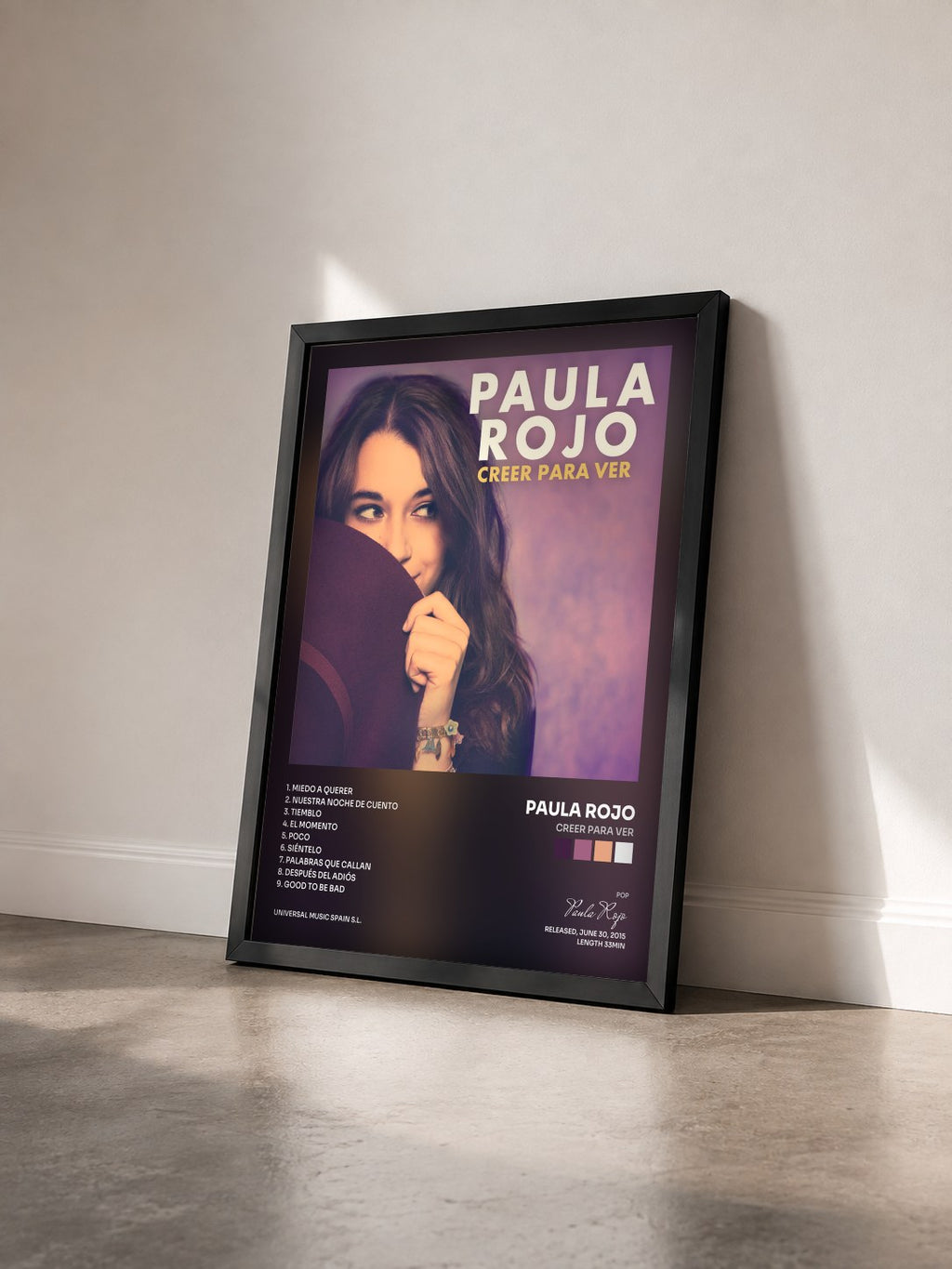 #noir Tableau de l'album Creer Para Ver de Paula Rojo vu de trois quarts, cadre noir