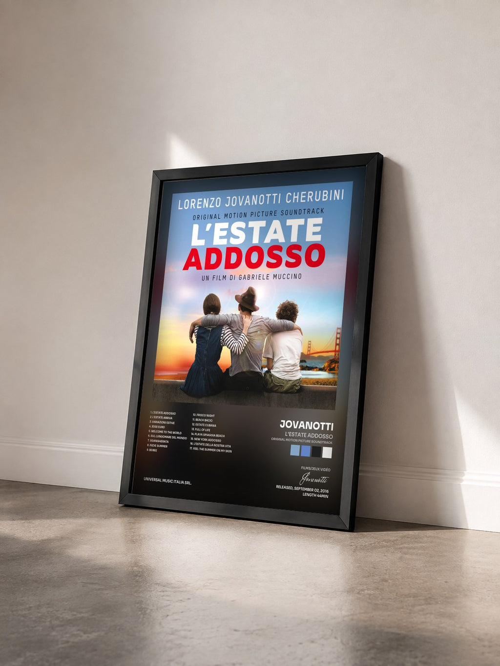 #noir Tableau de l'album L'Estate Addosso (Original Motion Picture Soundtrack) de Jovanotti vu de trois quarts, cadre noir
