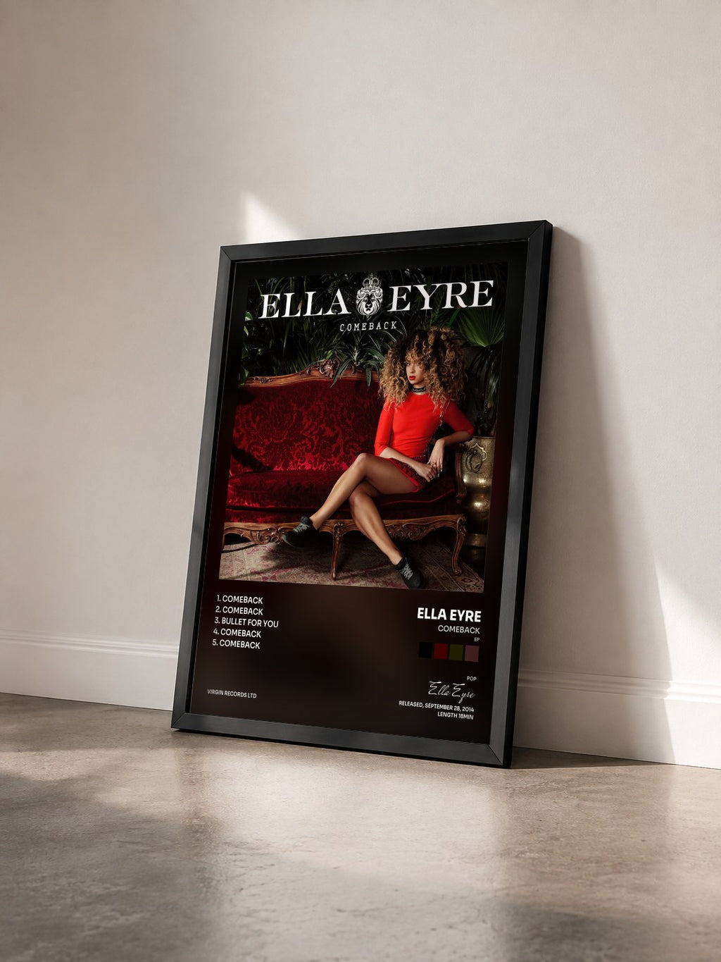 #noir Tableau de l'album Comeback (EP) de Ella Eyre vu de trois quarts, cadre noir