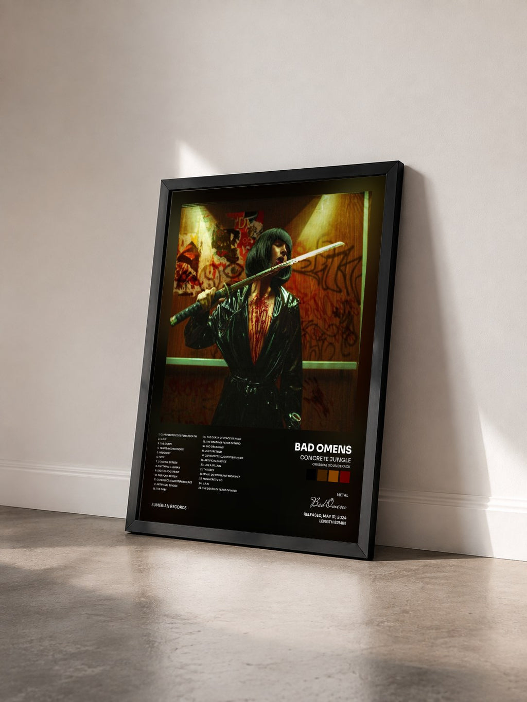 #noir Tableau de l'album CONCRETE JUNGLE (Original Soundtrack) de Bad Omens vu de trois quarts, cadre noir