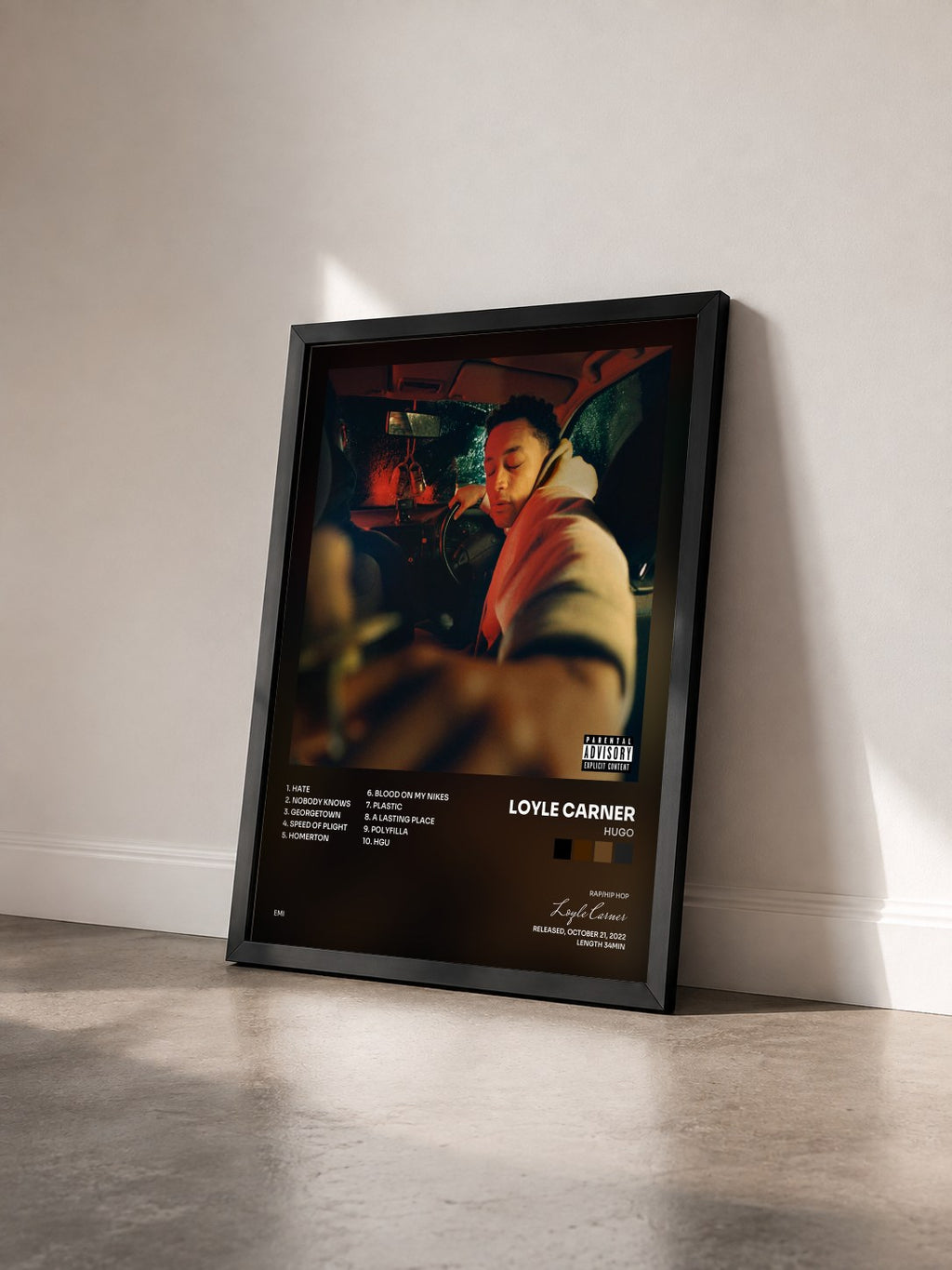#noir Tableau de l'album hugo de Loyle Carner vu de trois quarts, cadre noir