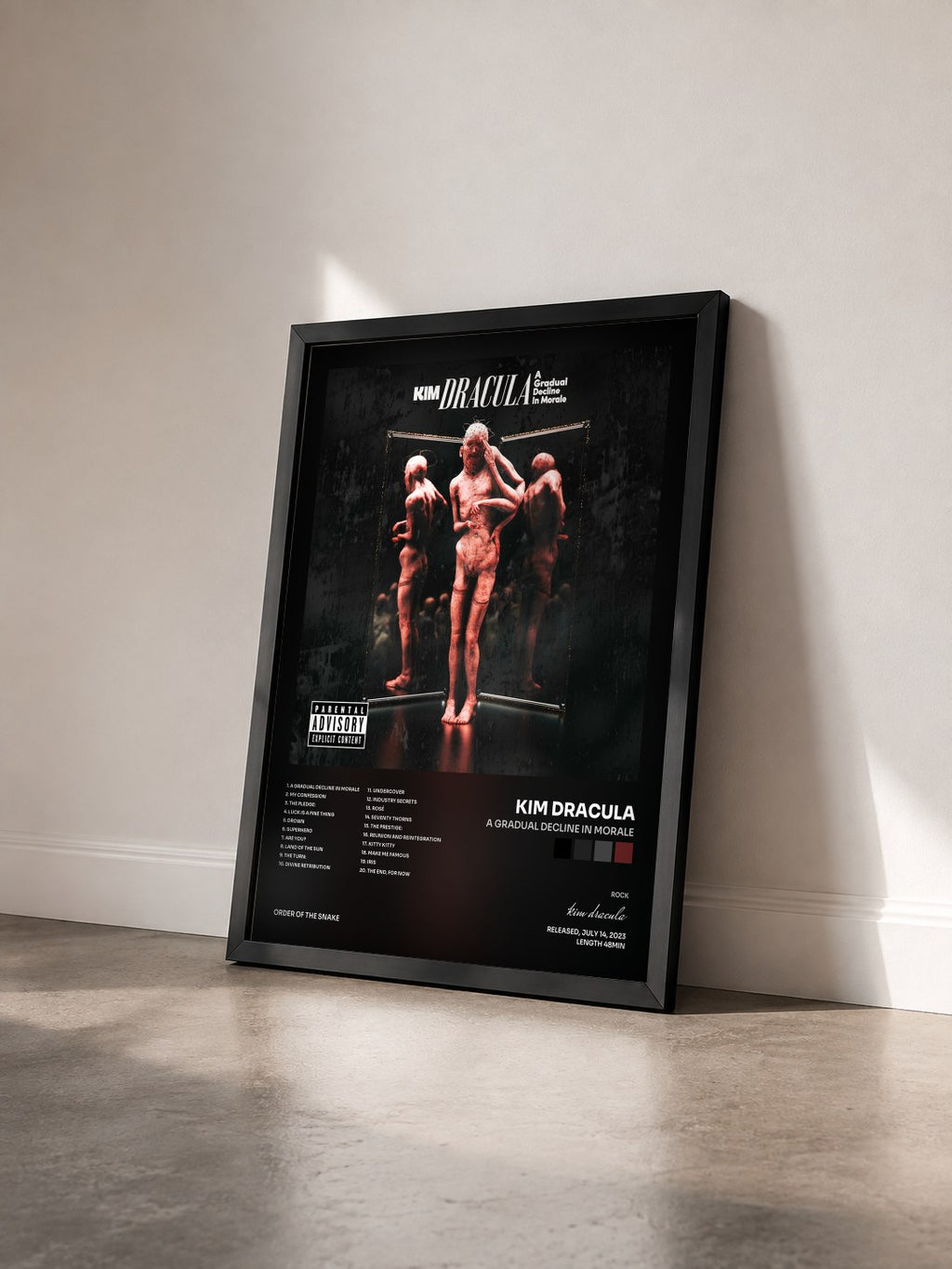 #noir Tableau de l'album A Gradual Decline In Morale de kim dracula vu de trois quarts, cadre noir
