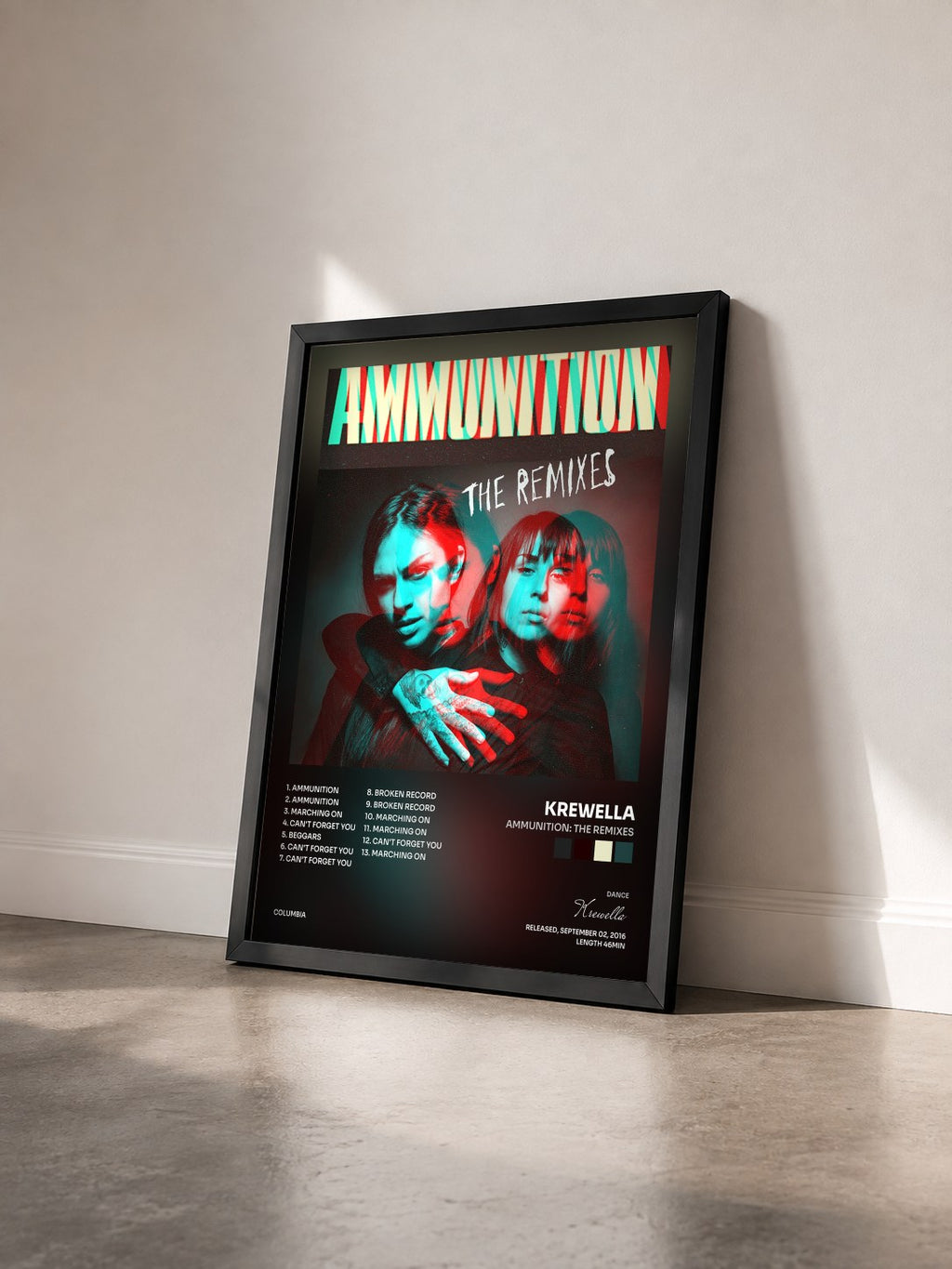 #noir Tableau de l'album Ammunition: The Remixes de Krewella vu de trois quarts, cadre noir