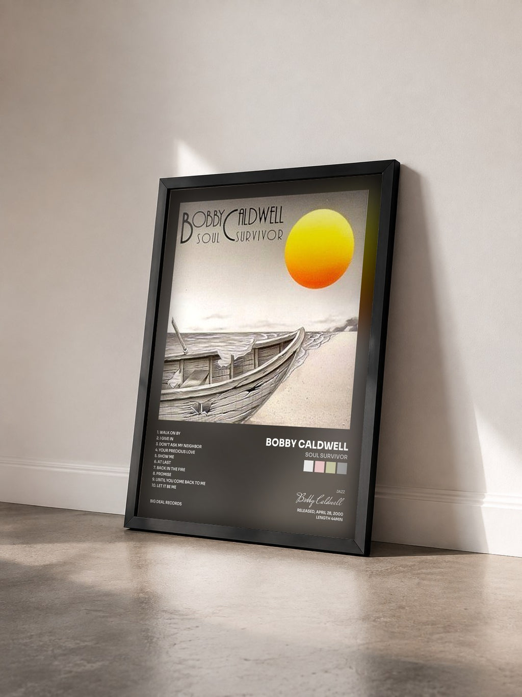 #noir Tableau de l'album Soul Survivor de Bobby Caldwell vu de trois quarts, cadre noir