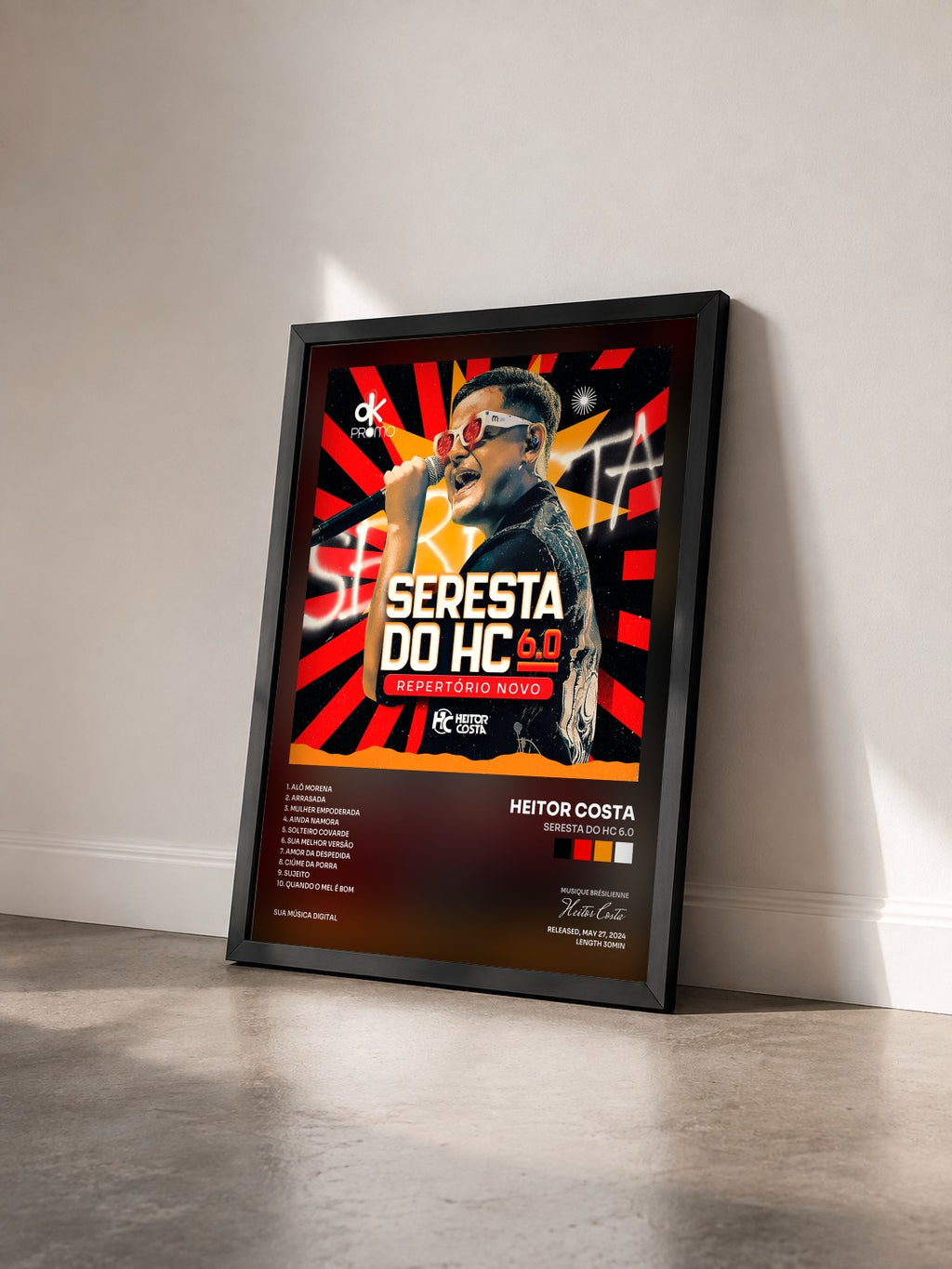 #noir Tableau de l'album Seresta do HC 6.0 de Heitor Costa vu de trois quarts, cadre noir