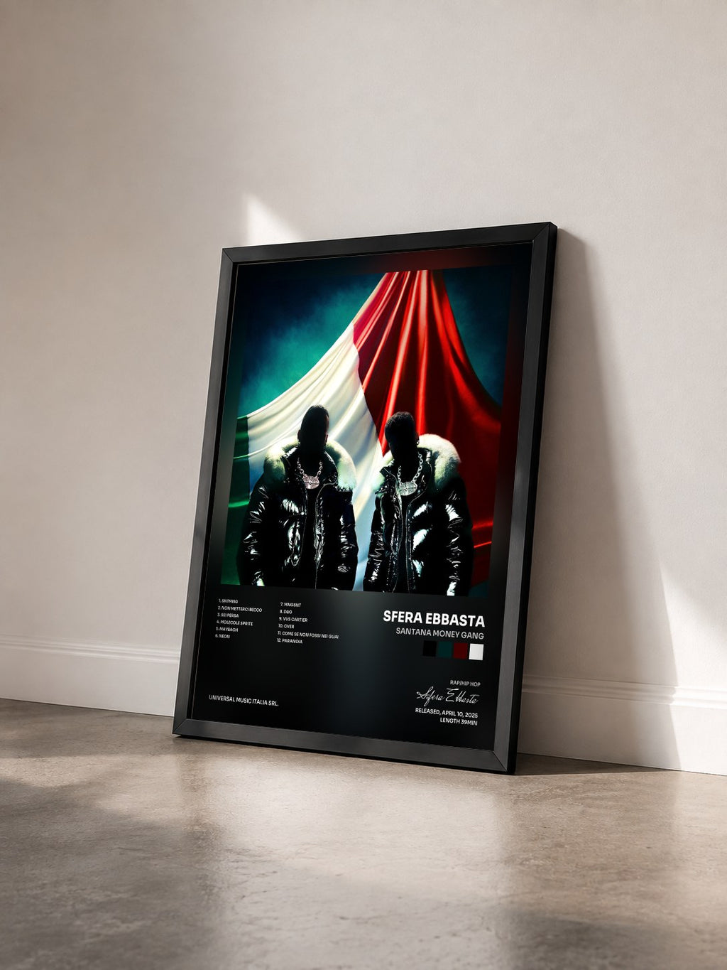 #noir Tableau de l'album SANTANA MONEY GANG de Sfera Ebbasta vu de trois quarts, cadre noir