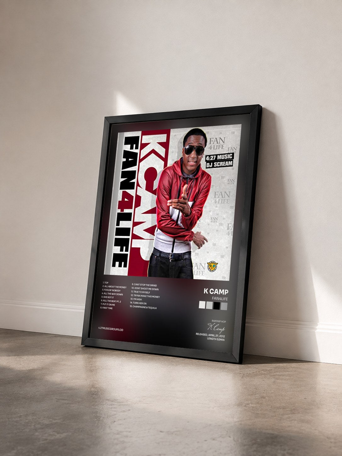 #noir Tableau de l'album Fan4Life de K Camp vu de trois quarts, cadre noir