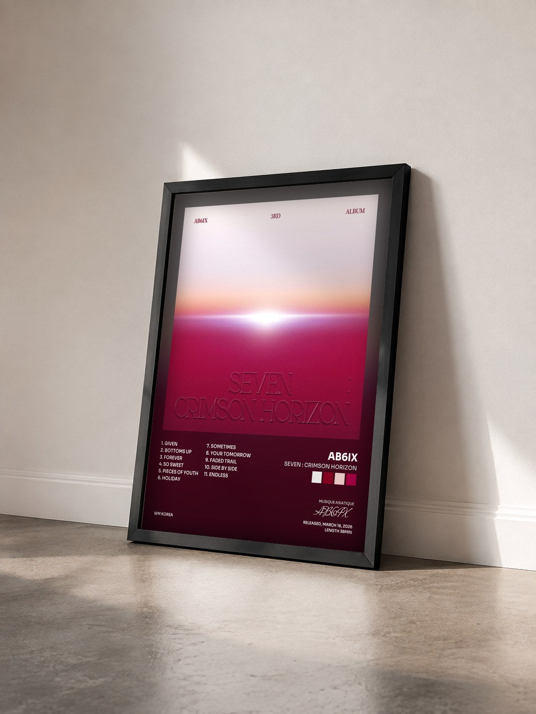 #noir Tableau de l'album SEVEN : CRIMSON HORIZON de AB6IX vu de trois quarts, cadre noir