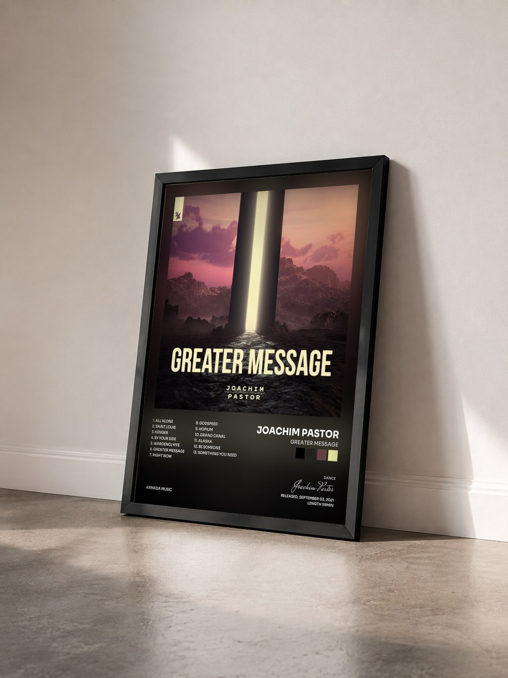 #noir Tableau de l'album Greater Message de Joachim Pastor vu de trois quarts, cadre noir