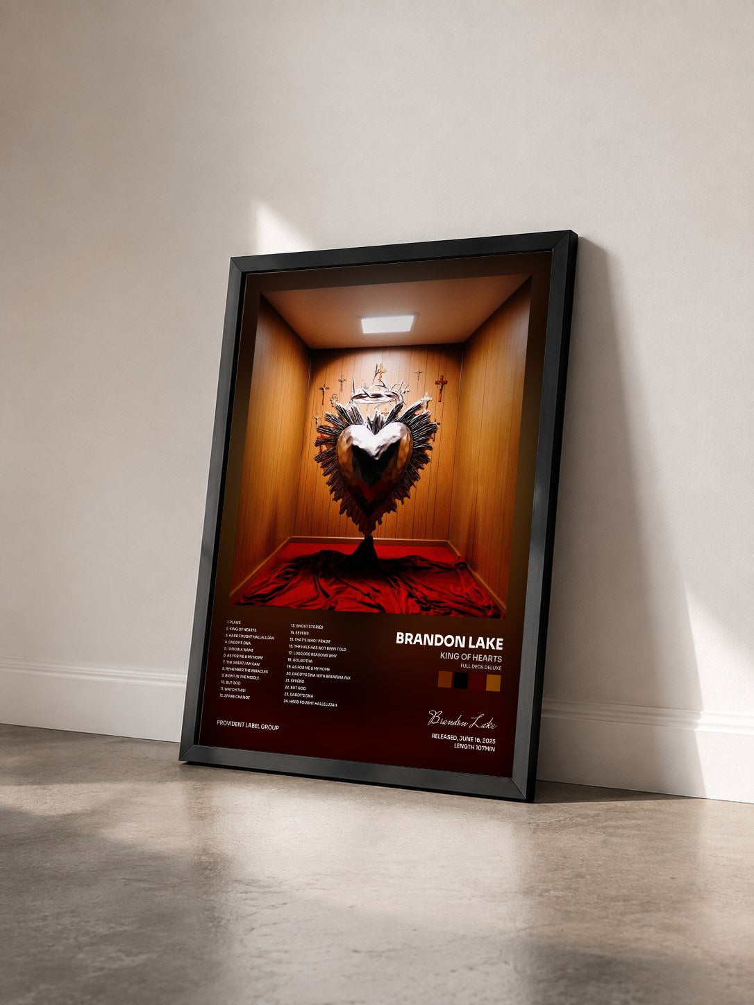 #noir Tableau de l'album King Of Hearts (Full Deck Deluxe) de Brandon Lake vu de trois quarts, cadre noir