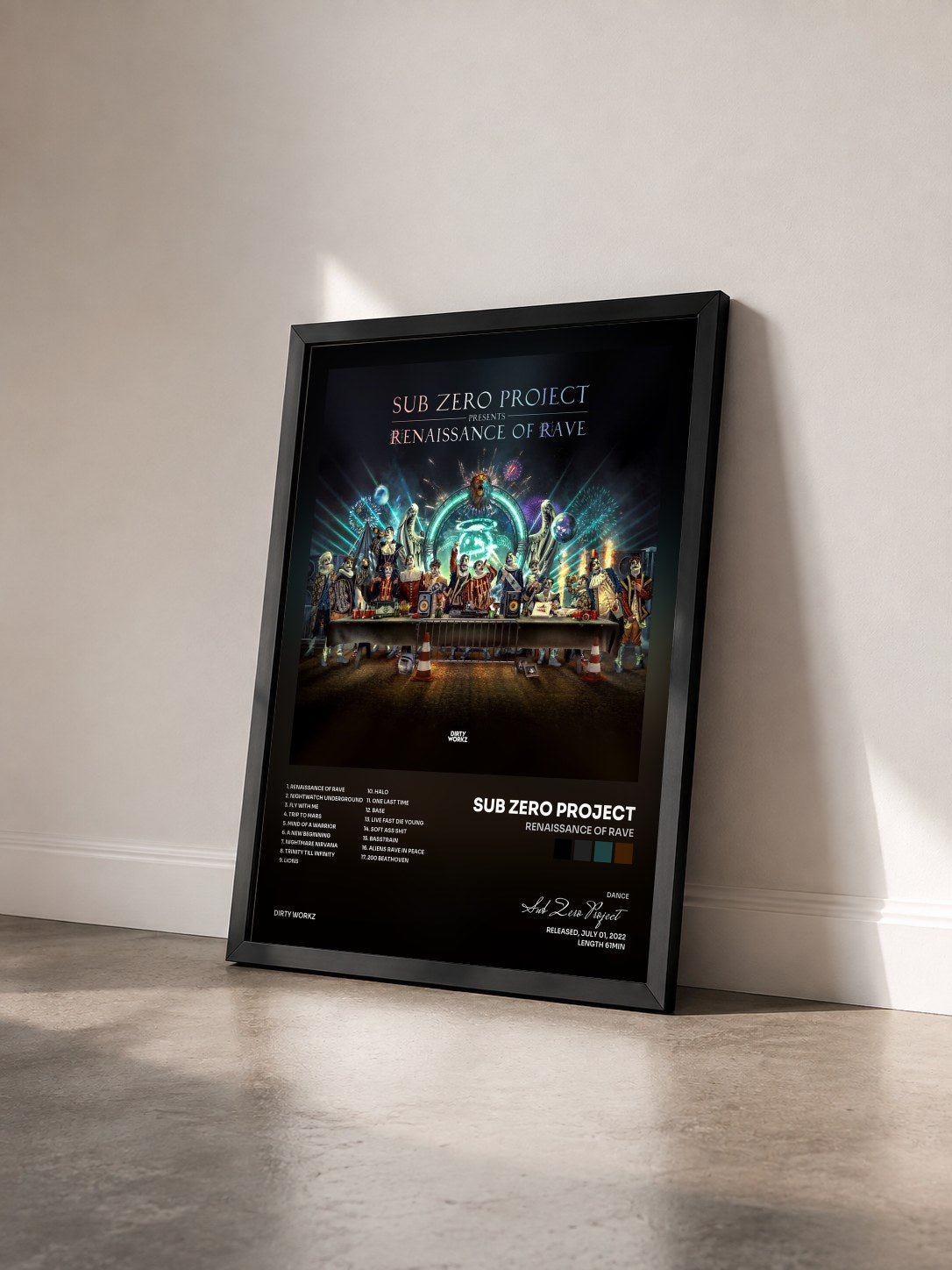 #noir Tableau de l'album Renaissance Of Rave de Sub Zero Project vu de trois quarts, cadre noir