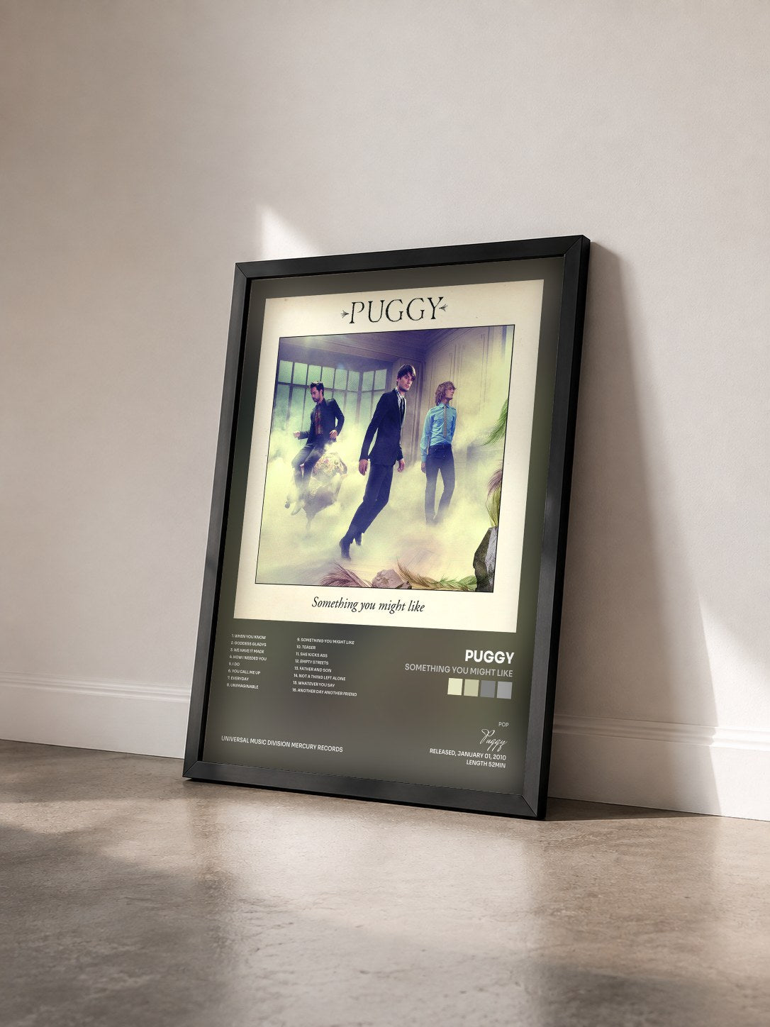#noir Tableau de l'album Something You Might Like de Puggy vu de trois quarts, cadre noir