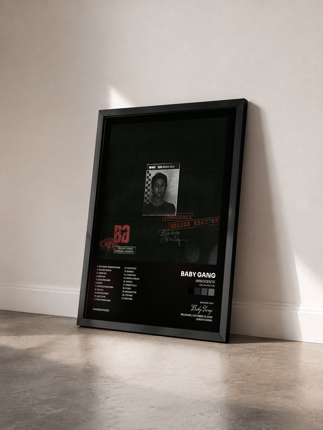 #noir Tableau de l'album INNOCENTE (Deluxe Edition) de Baby Gang vu de trois quarts, cadre noir
