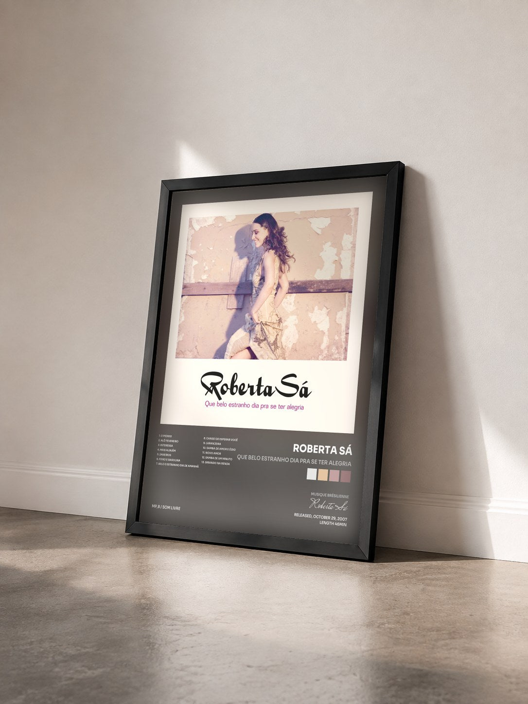 #noir Tableau de l'album Que Belo Estranho Dia Pra Se Ter Alegria de Roberta Sá vu de trois quarts, cadre noir
