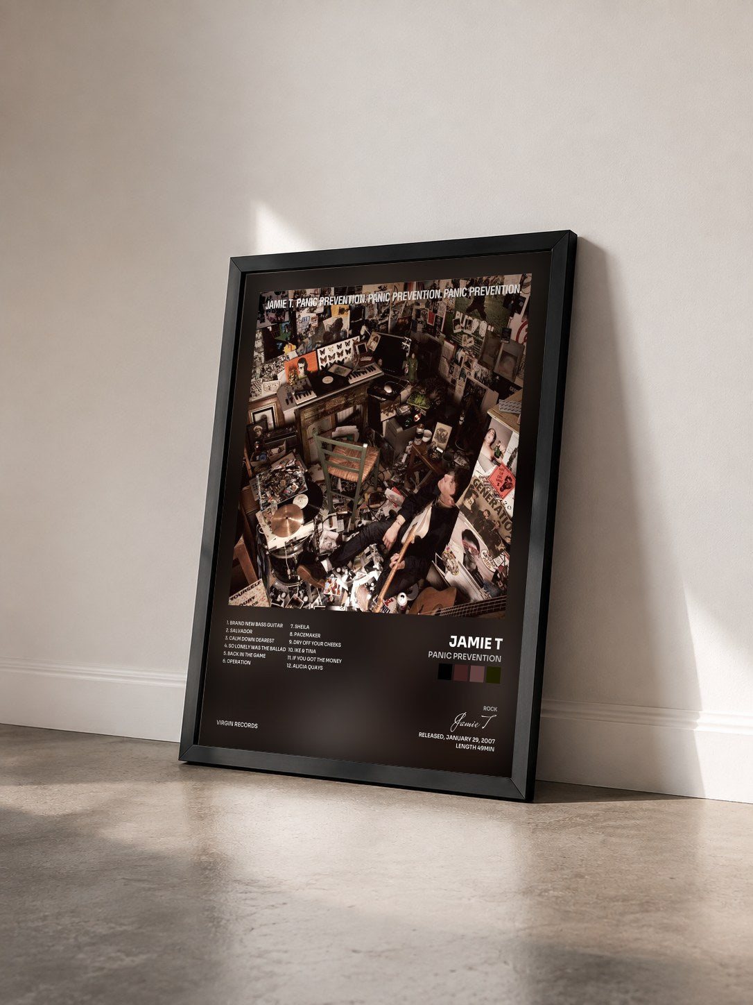 #noir Tableau de l'album Panic Prevention de Jamie T vu de trois quarts, cadre noir