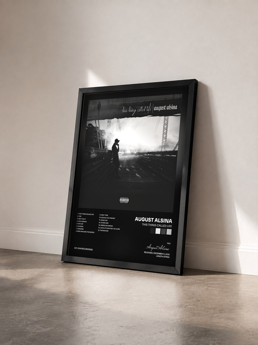 #noir Tableau de l'album This Thing Called Life de August Alsina vu de trois quarts, cadre noir