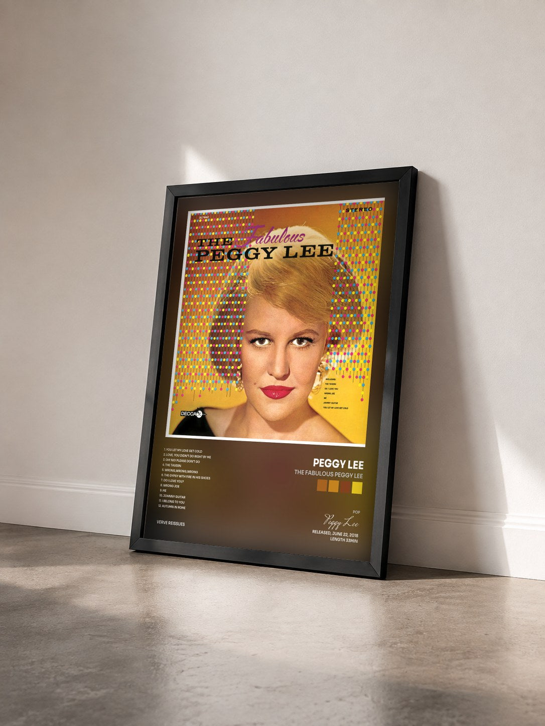 #noir Tableau de l'album The Fabulous Peggy Lee de Peggy Lee vu de trois quarts, cadre noir