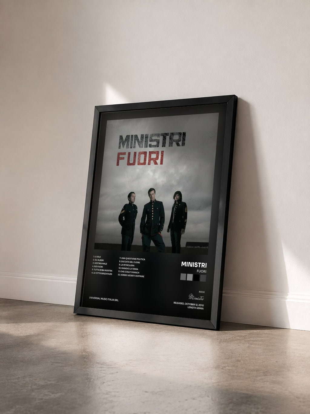 #noir Tableau de l'album Fuori de Ministri vu de trois quarts, cadre noir