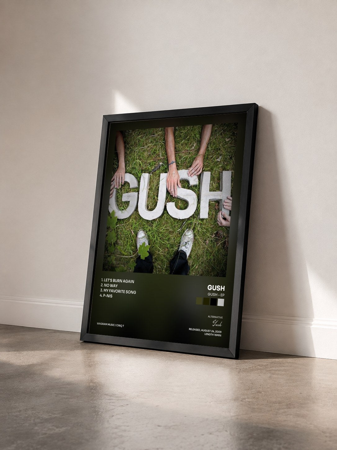 #noir Tableau de l'album Gush - EP de Gush vu de trois quarts, cadre noir