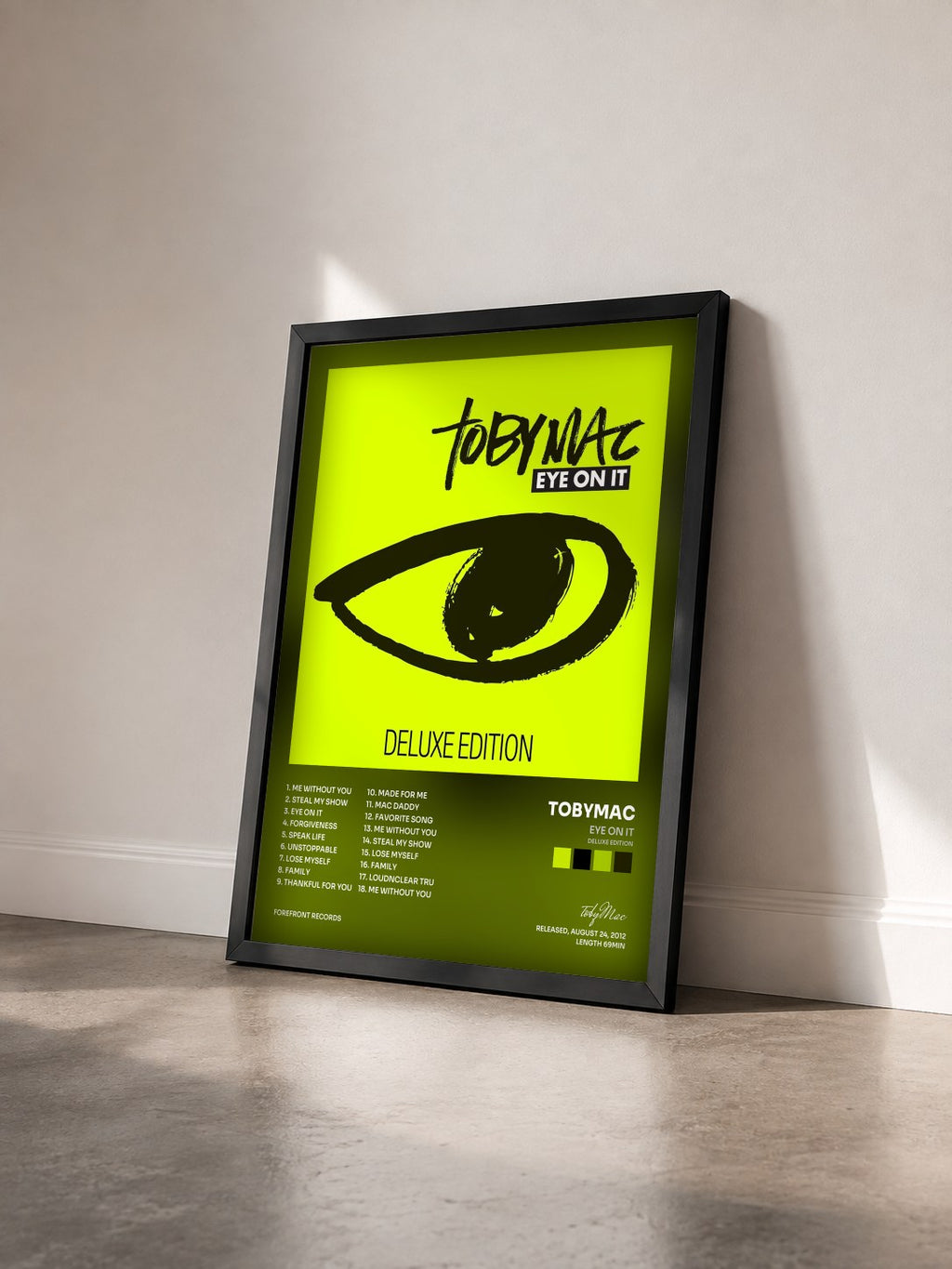 #noir Tableau de l'album Eye On It (Deluxe Edition) de tobyMac vu de trois quarts, cadre noir