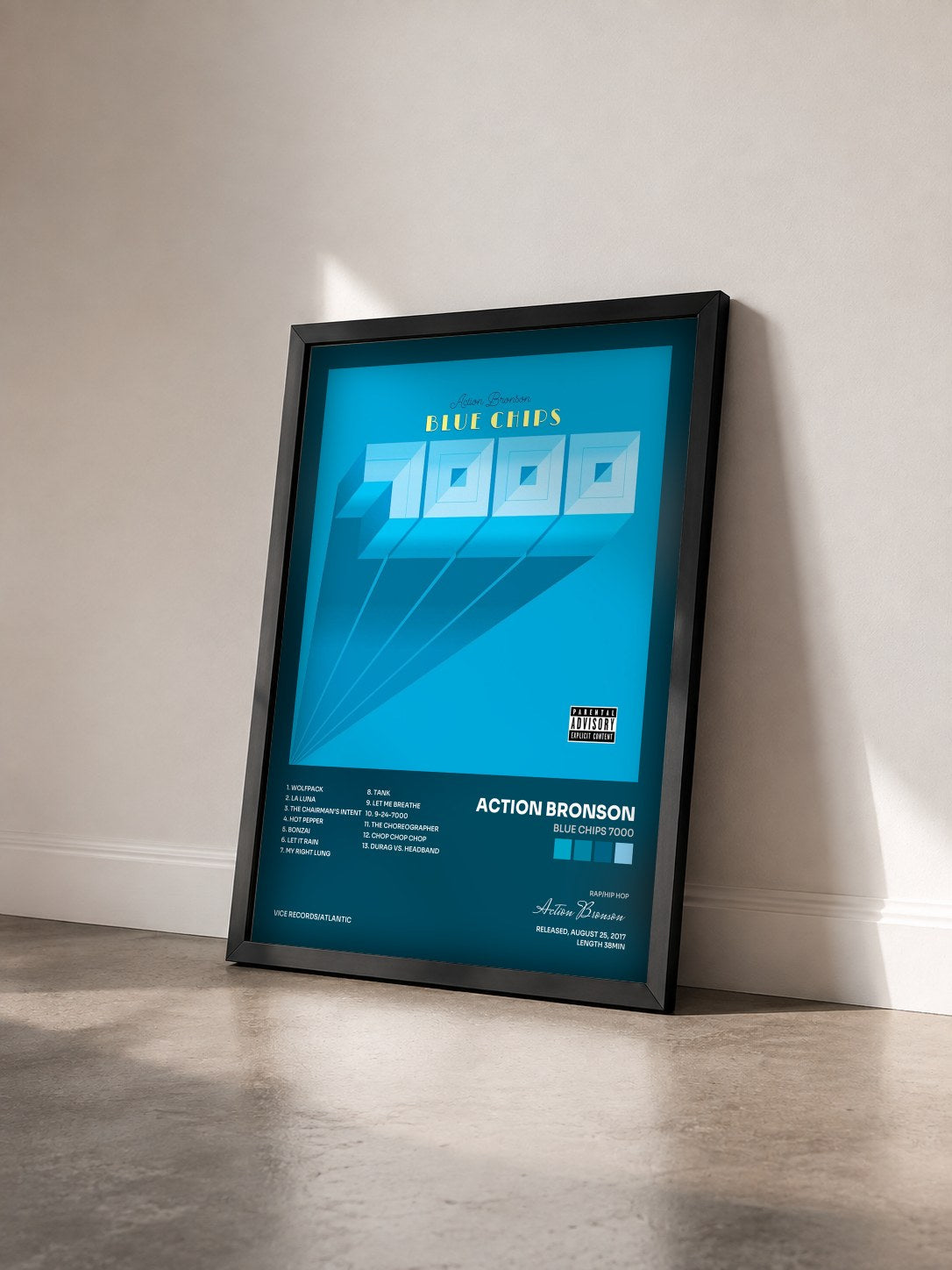 #noir Tableau de l'album Blue Chips 7000 de Action Bronson vu de trois quarts, cadre noir
