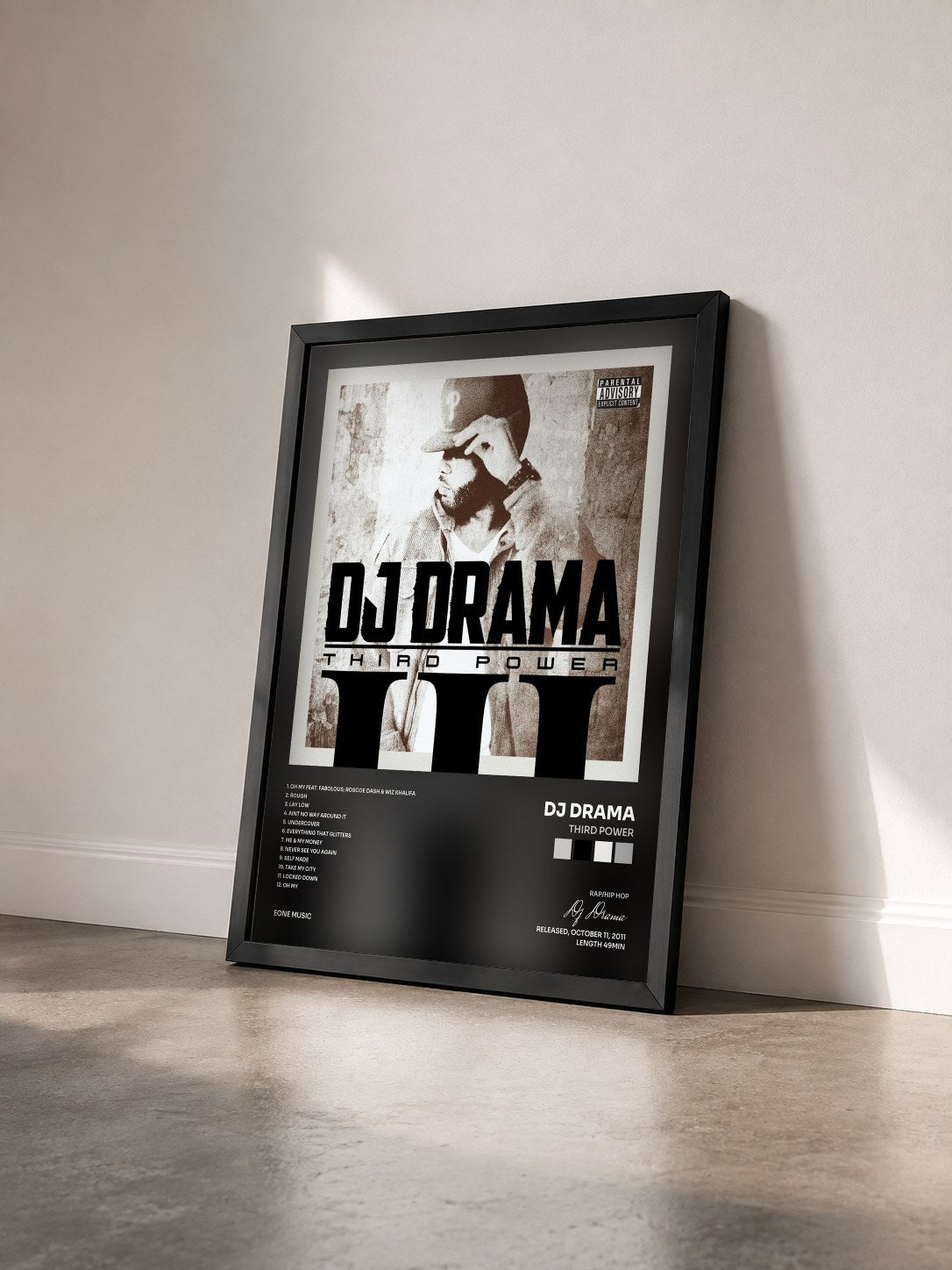 #noir Tableau de l'album Third Power de Dj Drama vu de trois quarts, cadre noir