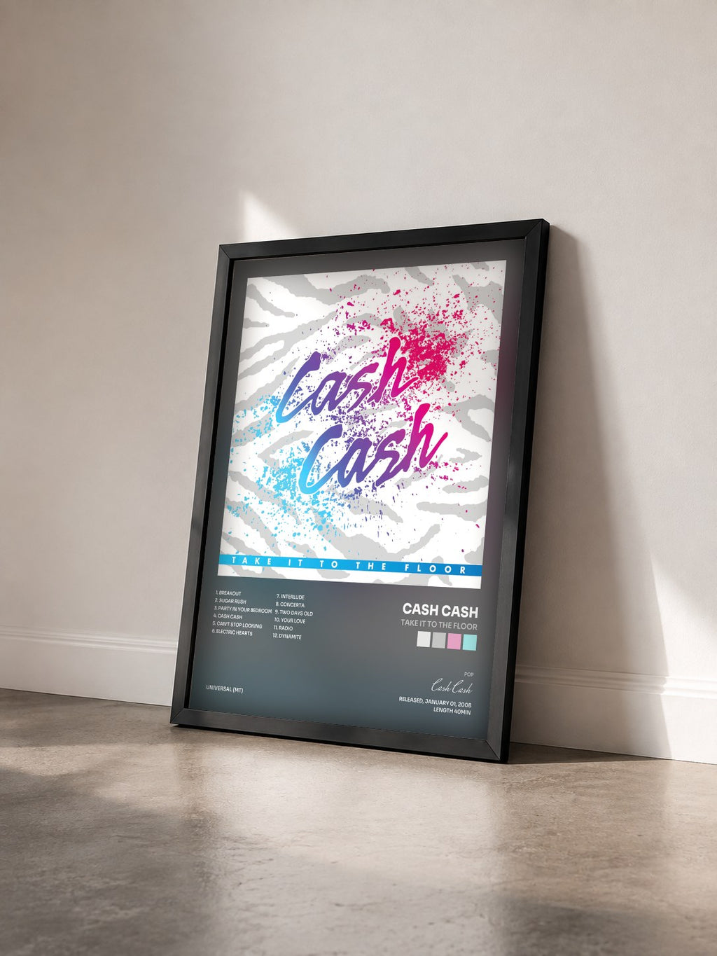 #noir Tableau de l'album Take It To The Floor de Cash Cash vu de trois quarts, cadre noir