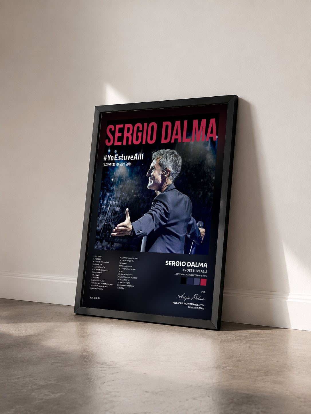 #noir Tableau de l'album #YoEstuveAllí (Las Ventas 20 de septiembre 2014) de Sergio Dalma vu de trois quarts, cadre noir