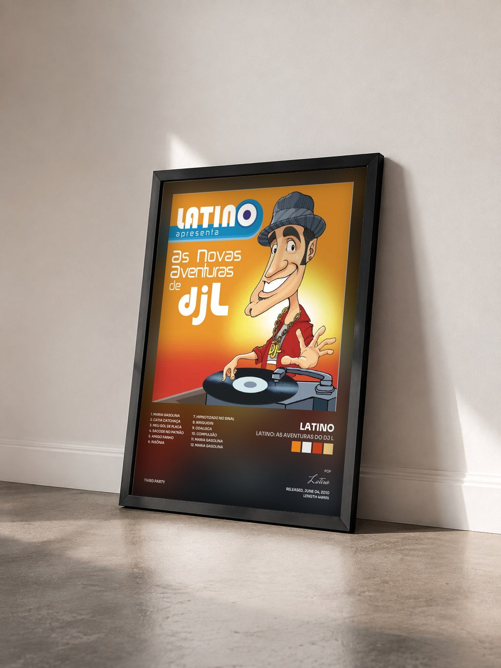 #noir Tableau de l'album Latino: As aventuras do DJ L de Latino vu de trois quarts, cadre noir