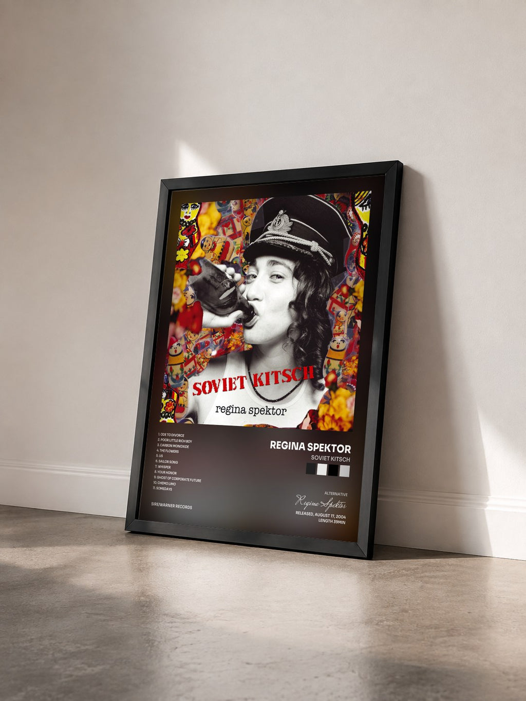 #noir Tableau de l'album Soviet Kitsch de Regina Spektor vu de trois quarts, cadre noir