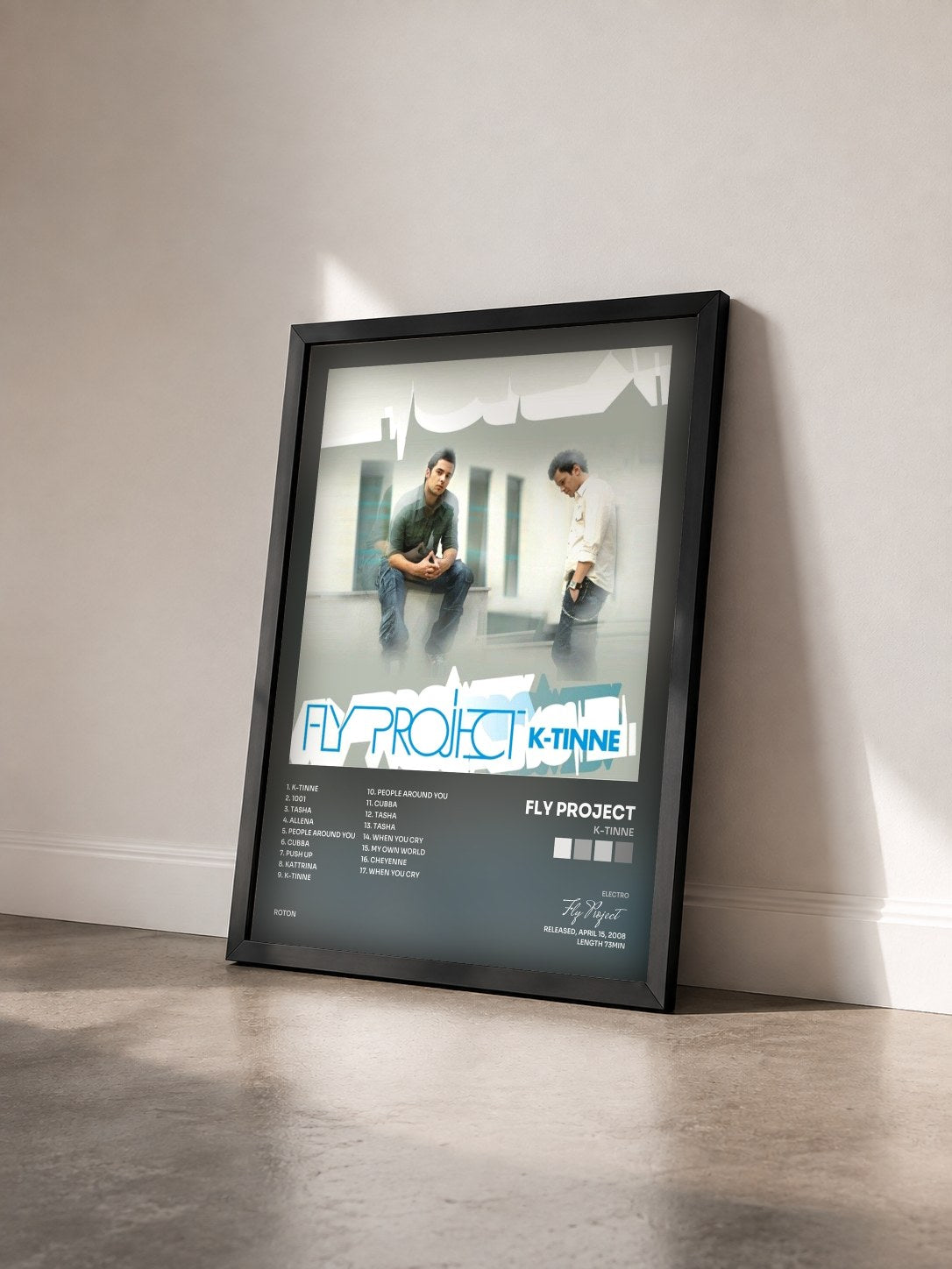 #noir Tableau de l'album K-Tinne de Fly Project vu de trois quarts, cadre noir