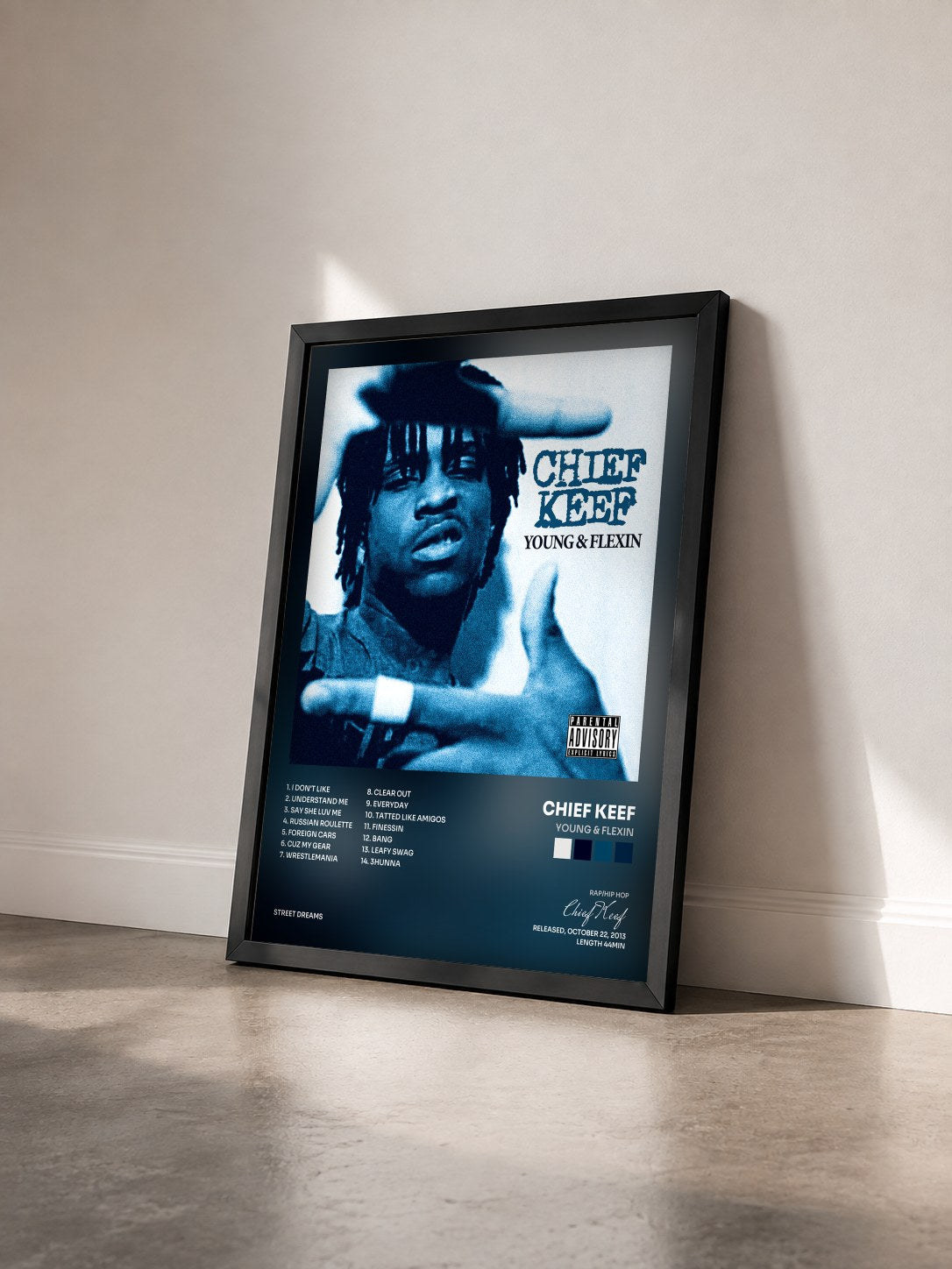 #noir Tableau de l'album Young & Flexin de Chief Keef vu de trois quarts, cadre noir