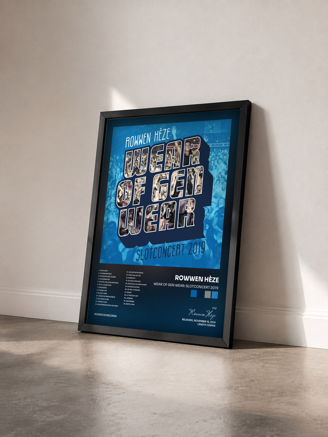 #noir Tableau de l'album Wear Of Gen Wear: Slotconcert 2019 de Rowwen Hèze vu de trois quarts, cadre noir